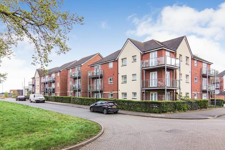 Holiday letting for 6 people, with balcony, child-friendly in Coventry