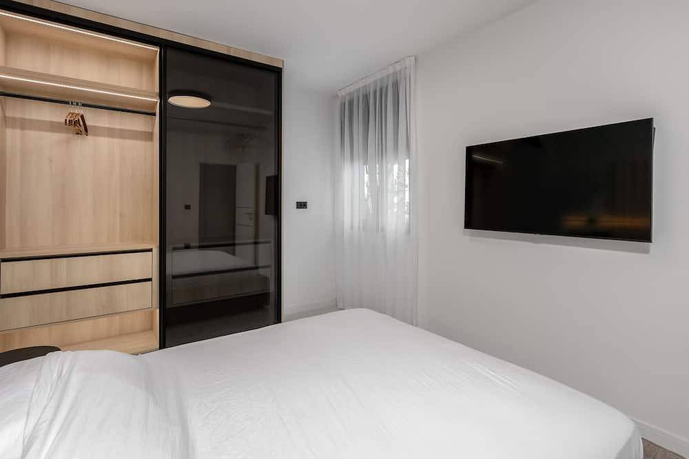 Ganze Wohnung, Amazing apartment in Novi Vinodolski with Wifi in Plaža Bribirska obala, Novi Vinodolski