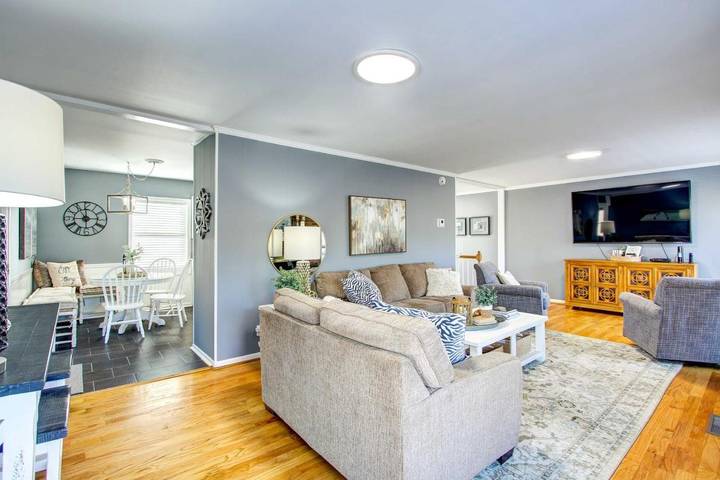 Ferienhaus für 8 Personen, mit Seeblick und Balkon in Florence (USA)