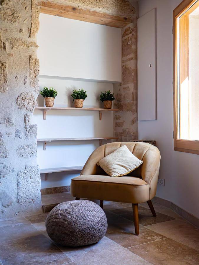 Location de vacances pour 4 personnes, avec vue et balcon à Castillon-du-Gard - 3