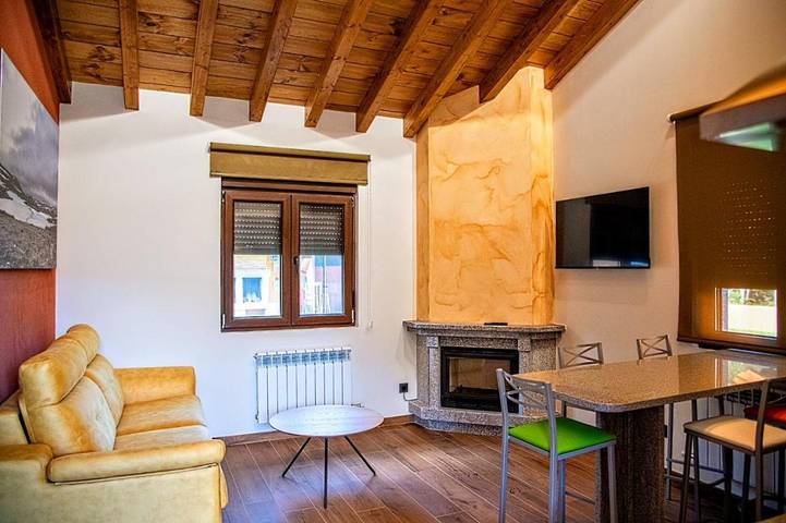 Casa rural para 4 personas, con Balcón y Terraza además de Jardín y Vistas en Sanabria (Zamora) - 4
