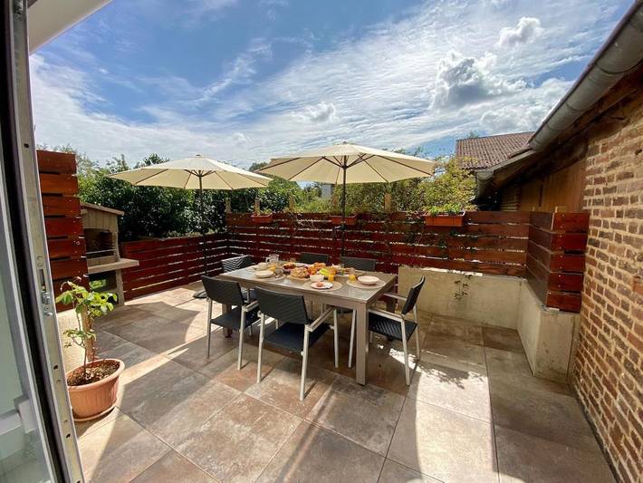 Location de vacances pour 6 personnes, avec terrasse, animaux acceptés à Saillenard