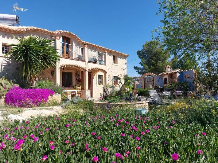 Chambre d’hôte pour 2 personnes, avec Terrasse ainsi que Jardin et Vue à Jumilla