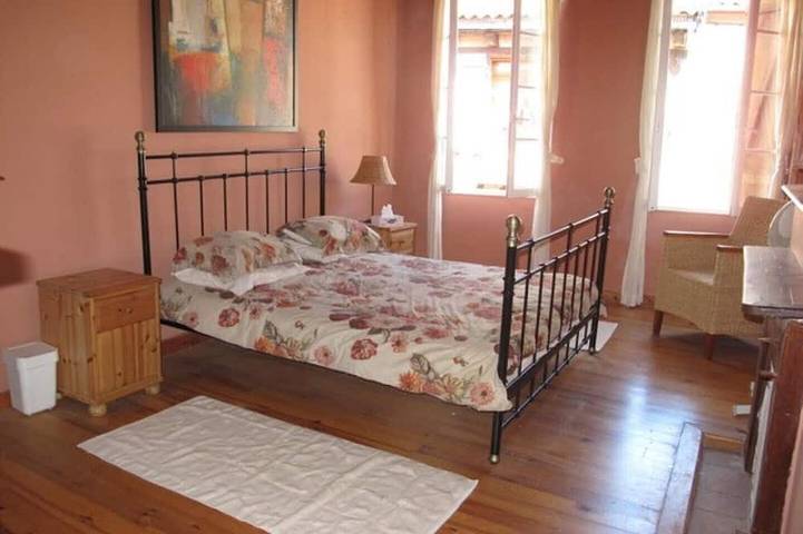 13th Century Townhome in Monflanquin, Región de Villeneuve-sur-Lot