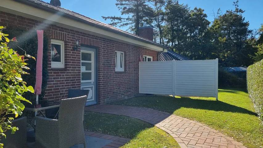 Bungalow für 3 Personen, mit Garten auf Föhr - 2