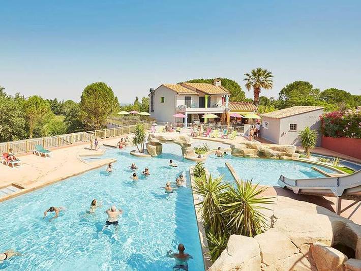 Tente pour 4 personnes, avec bassin pour enfant dans les Pyrénées-Orientales - 4