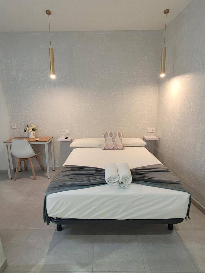 Casa de huéspuedes para 2 personas, con balcón y vistas en Malasaña