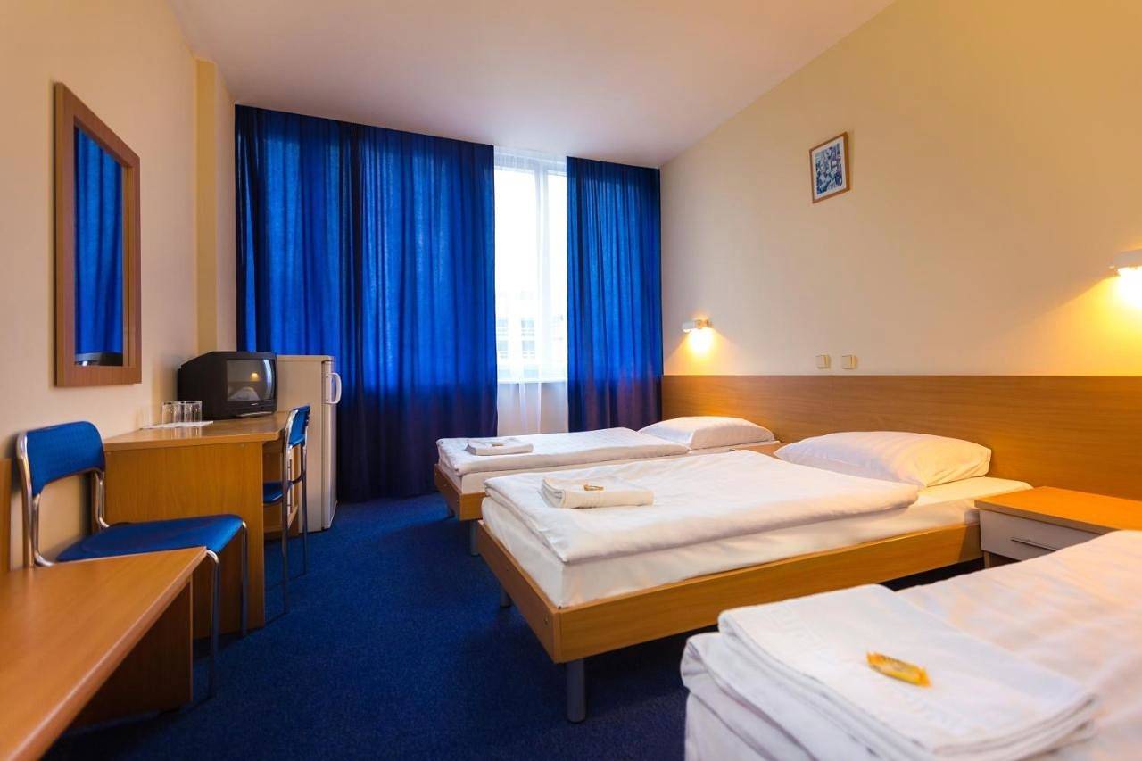 Dom Turystyczny Indigo - Hotel Pracowniczy in Kraków, Małopolska