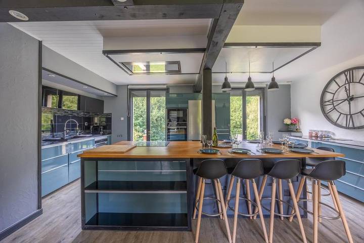 Location de vacances pour 8 personnes, avec terrasse et jacuzzi, animaux acceptés à Ablon - 4