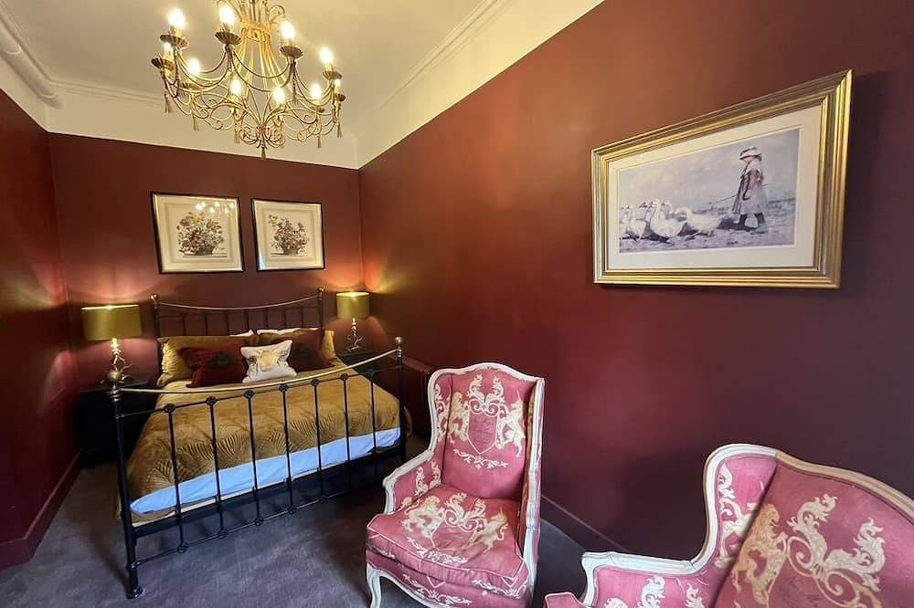 Entire apartment, Luxury apartment with free parking in the 4th coolest neighbourhood in the world in Leith, Edinburgh