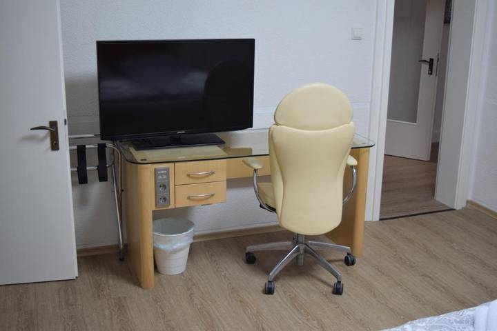 Ferienhaus für 2 Personen, mit Terrasse und Garten sowie Ausblick in Meinerzhagen - 2