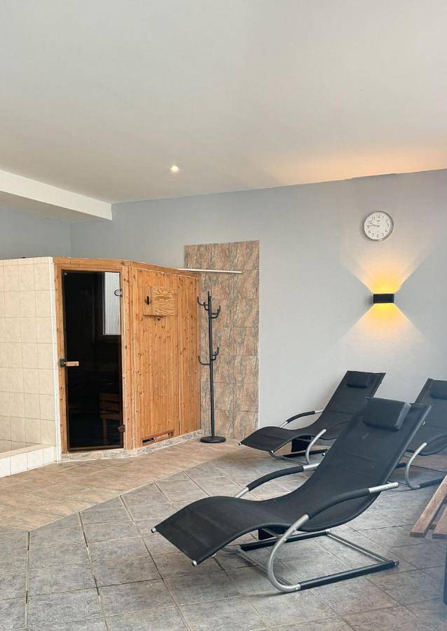 Hotel für 2 Personen, mit Pool und Sauna sowie Terrasse, mit Haustier in Bacharach - 3