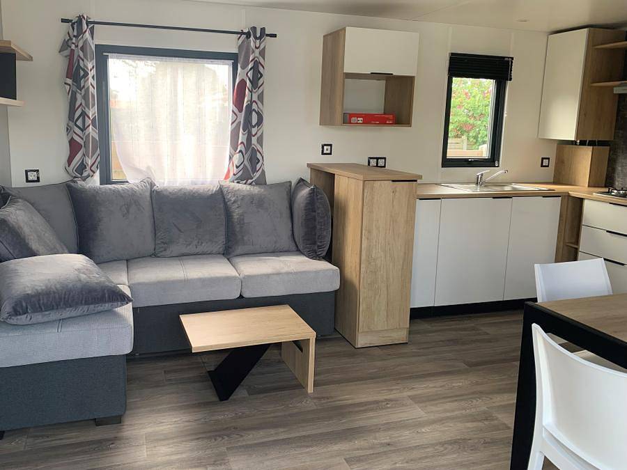 Camping Les Lacs d'Armagnac - Mobilheim 4 personen - Confort 63 in Bretagne-d'Armagnac, Gers