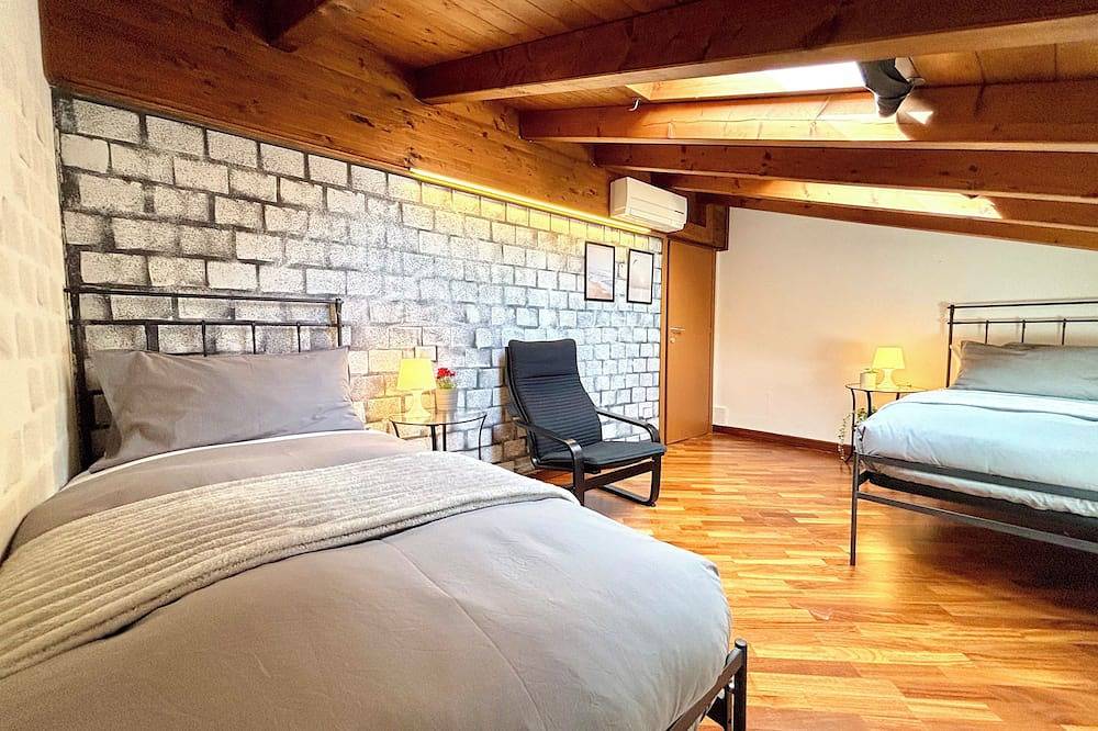 Ganze Wohnung, Large apartment next to the lake with free parking in Bellagio, Gemeinde Bellagio