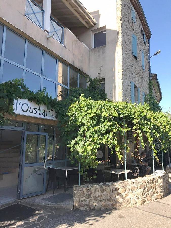 Appartement de vacances pour 8 personnes, avec Terrasse ainsi que Piscine et Vue
