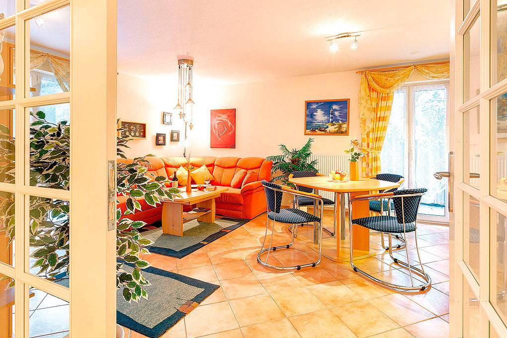 Hel semesterlägenhet, D 092.037A - Waldstraße 21, Fewo 1 in Baabe, Rügen