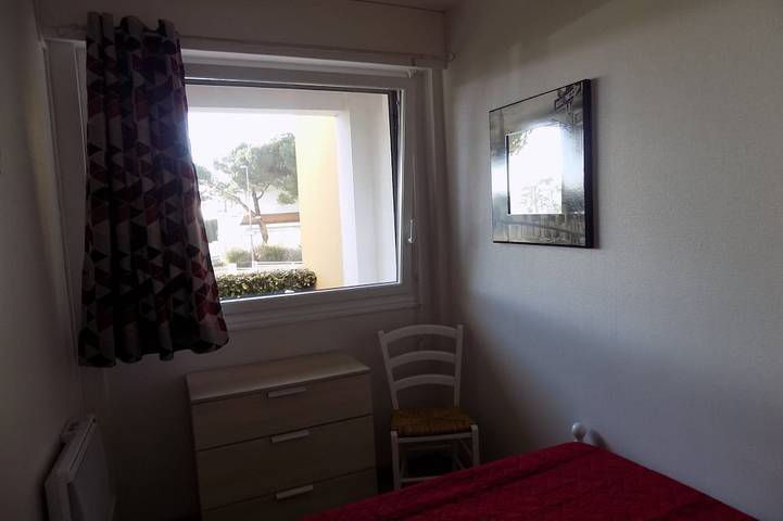 Gîte pour 4 personnes, avec terrasse et jardin dans Plage de Nauzan - 3