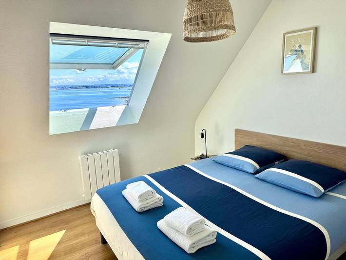 Location de vacances pour 5 personnes, avec Terrasse ainsi que Jardin et Vue dans Plage De Kersaliou