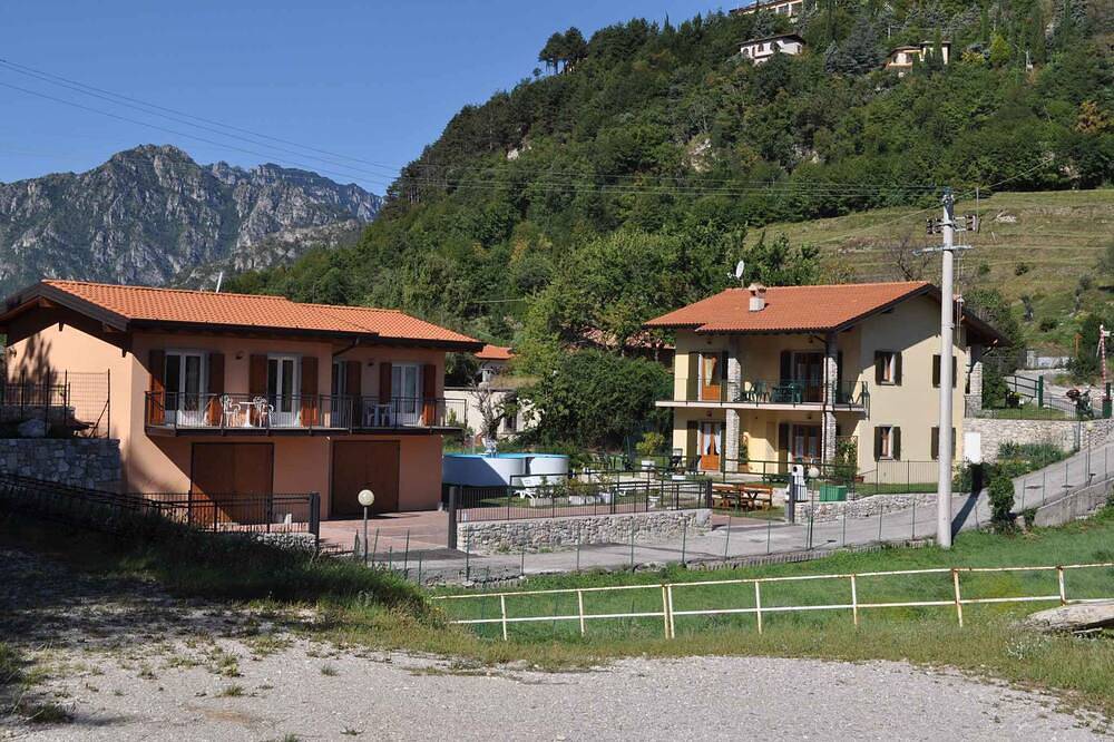Ganze Wohnung, Ferienwohnung in der Ferienanlage Casa Susy in Pieve, Tremosine