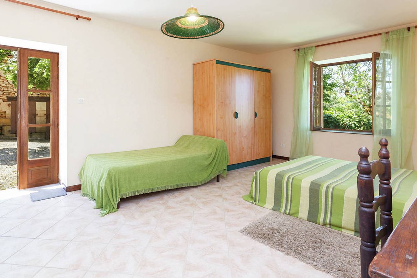 Maison avec un grand jardin en pleine nature in Saint-Léon-sur-Vézère, Périgord Noir