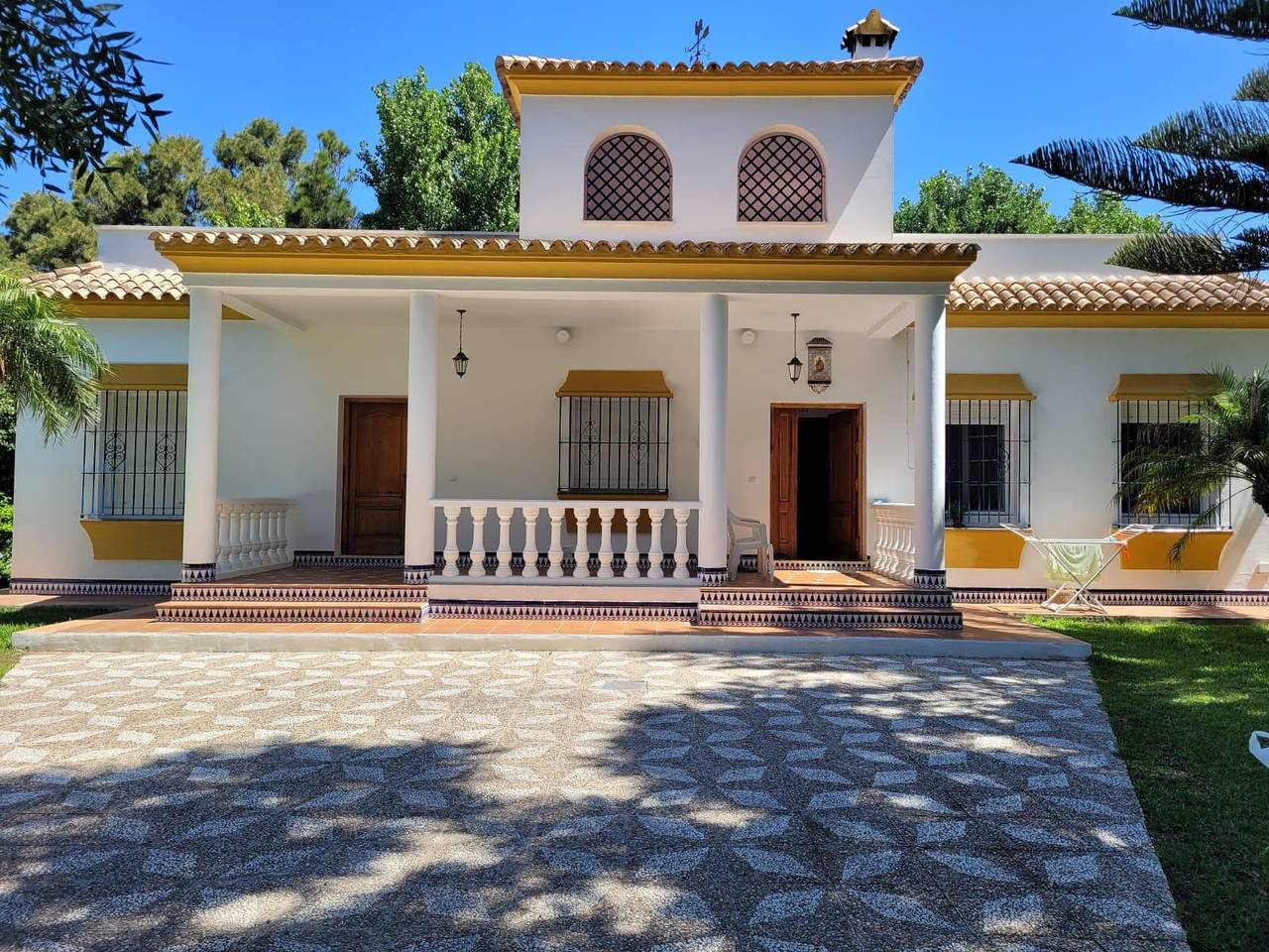 Villa 'Maria' con terraza privada, jardín compartido y Wi-Fi in La Fontanilla, Conil de la Frontera
