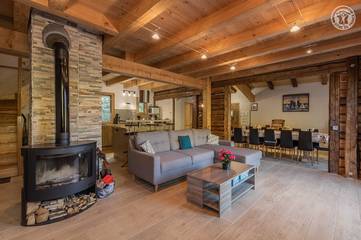 Gîte pour 12 personnes, avec balcon à Hauteluce