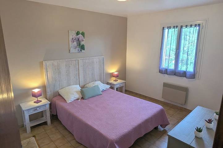 Location de vacances pour 4 personnes, avec piscine et terrasse à Balazuc - 3