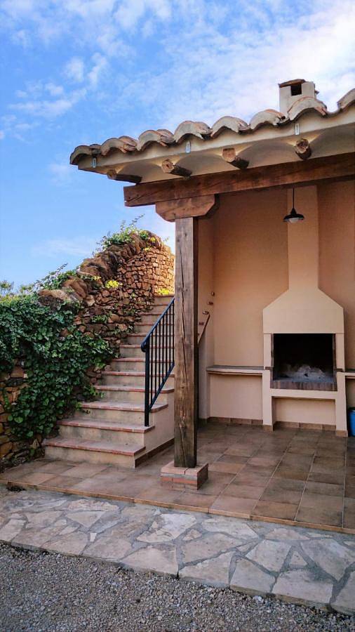 Casa rural con piscina para 8 personas, con piscina además de jardín y vistas, Se admiten mascotas en Alto Maestrazgo - 3