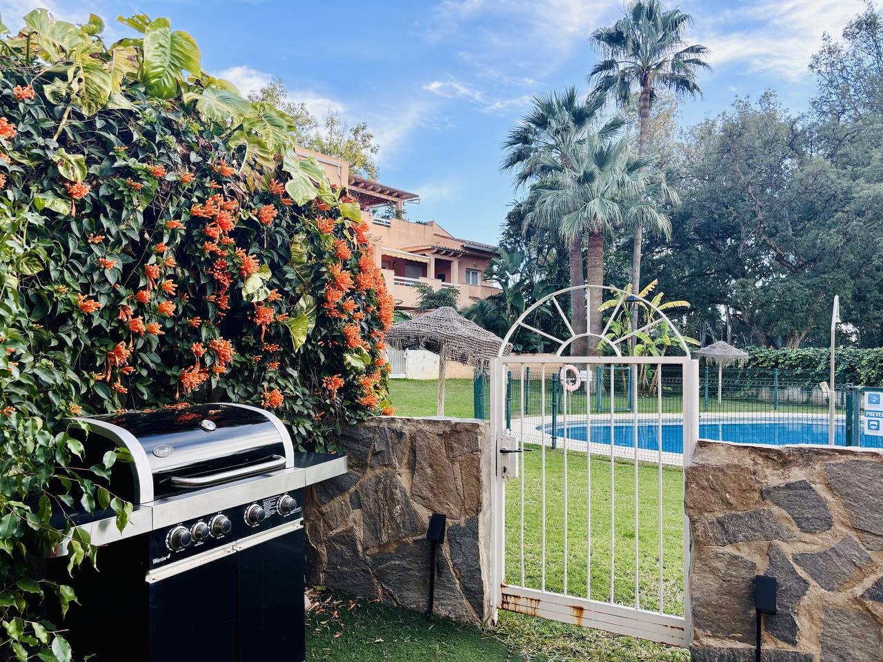 Geheel appartement, Premium location - 500 m to beach in Carib Playa, Marbella