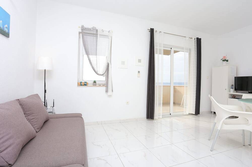 Apartamento entero, Apartamento de una habitación con terraza y vista al mar Podgora, Makarska (A-21817-b) in Podgora, Rivera de Makarska