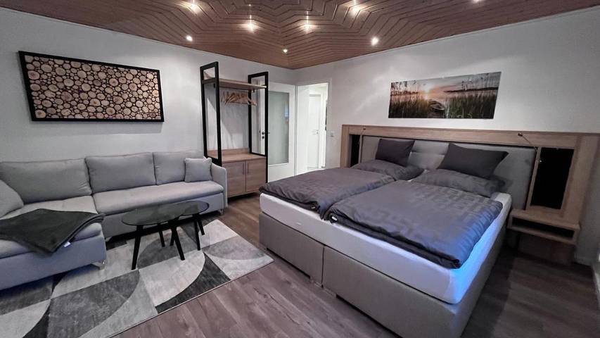 Ferienwohnung für 3 Personen, mit Terrasse und Garten sowie Ausblick