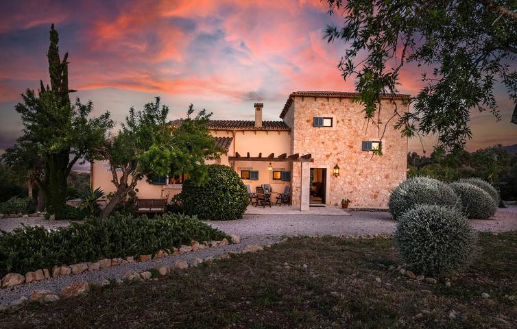 Moderno apartamento con terraza, piscina y barbacoa in Montuiri, Interior de Mallorca