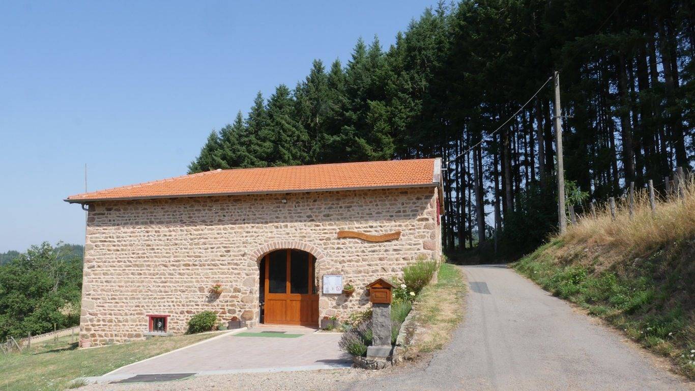 Ferme des Entremains Mardore - Le Rouet in Thizy-les-Bourgs, Région de Villefranche-sur-Saône