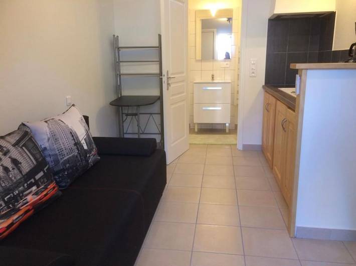 Gîte pour 2 personnes, avec piscine ainsi que vue et terrasse à Saint-Gérons - 4