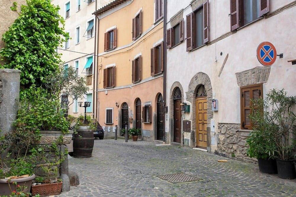 Appartamento intero, Sh Suite Borgo in Bracciano, Lago di Bracciano