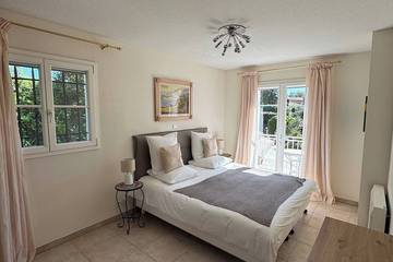 Villa pour 10 Personnes dans Villeneuve-Loubet, Région de Cannes, Photo 3