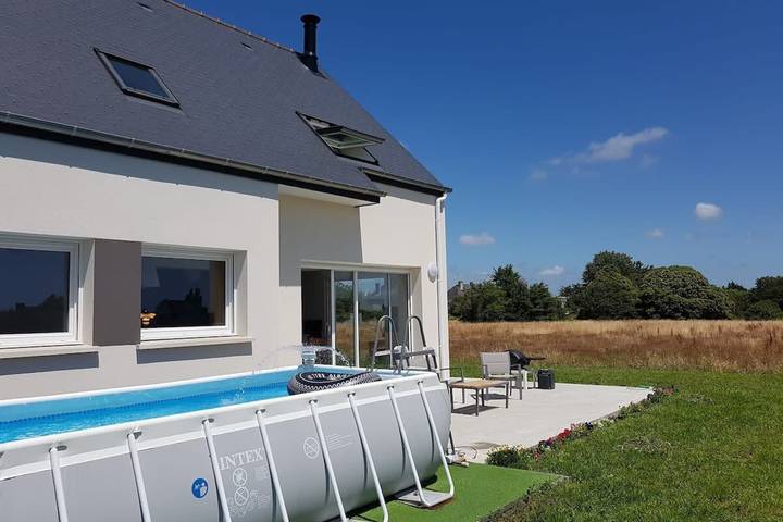 Ferienhaus für 6 Personen mit Terrasse in Locmiquélic, Côte des Mégalithes