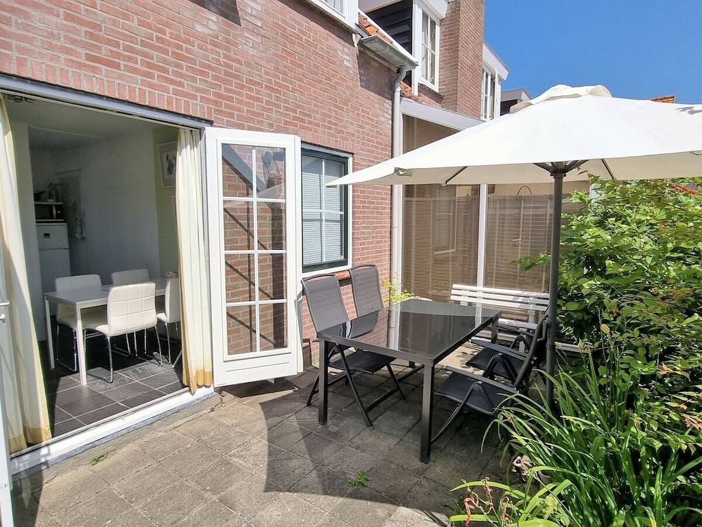 Vakantiehuis in Domburg met zwembad in Domburg, Walcheren