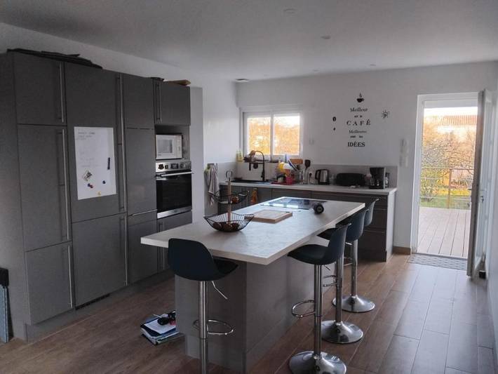 Location de vacances pour 6 personnes, avec jardin, adapté aux familles à Montamisé - 4