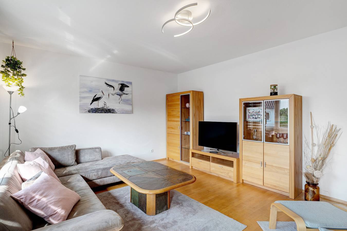 Ganze Wohnung, Ferienwohnung 'Am Storchennest' mit Balkon und Wlan in Neustadt an der Weinstraße, Pfälzer Rheinebene