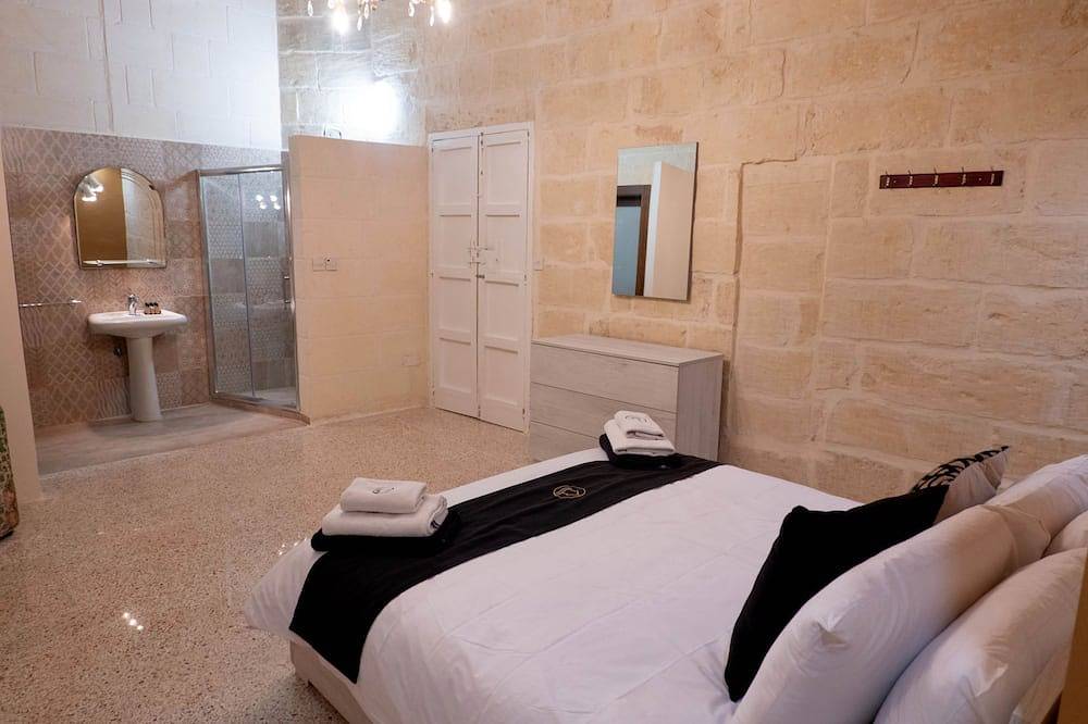 Ganze Wohnung, Surwig Vacation Townhouse in Kercem, Gozo