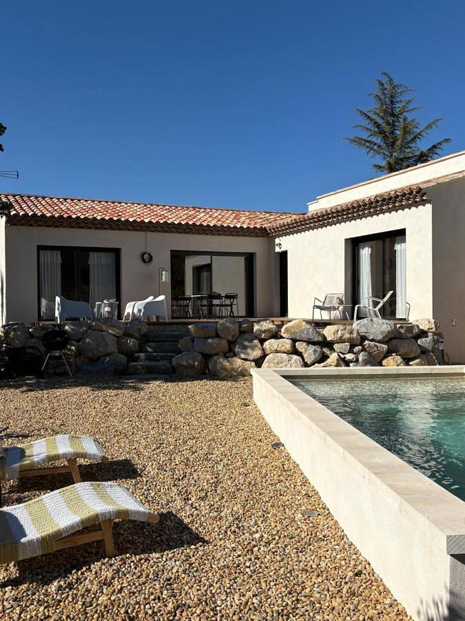 Chalet para 6 personas, con jardín y piscina, Se admiten mascotas - 1