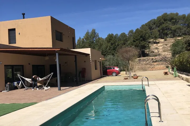 Villa pour 6 personnes, avec jardin - 1