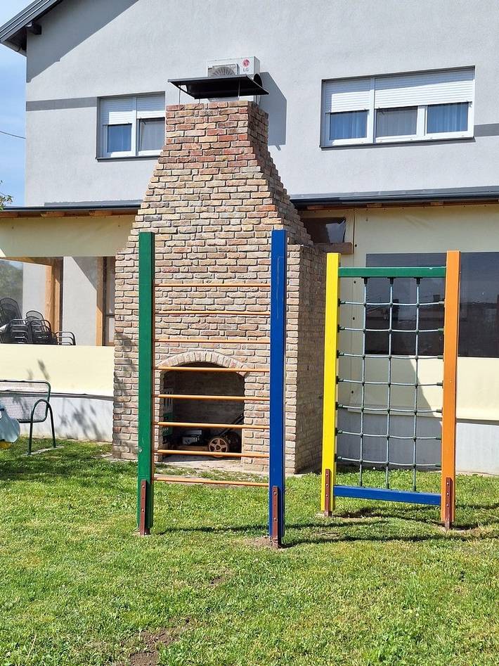 4-Zimmer-Haus mit Terrasse Vukovar, Slavonija K-22809 in Vukovar, Vukovar-Srijem
