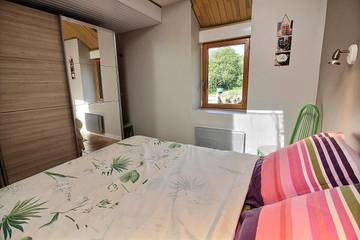 Gîte pour 4 personnes, avec jardin à Morieux