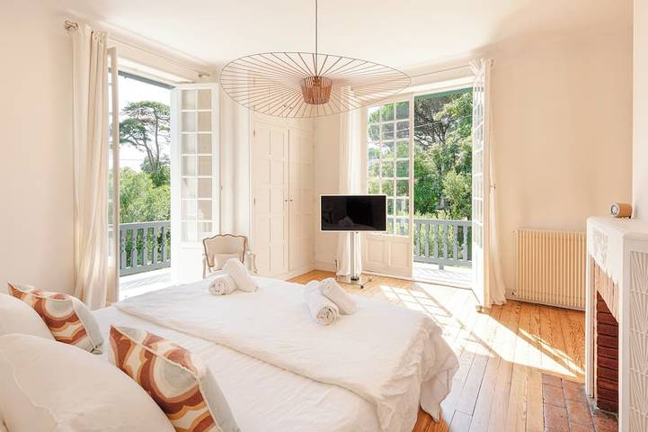Location de vacances pour 10 personnes, avec piscine et jardin dans Aguilera - 2
