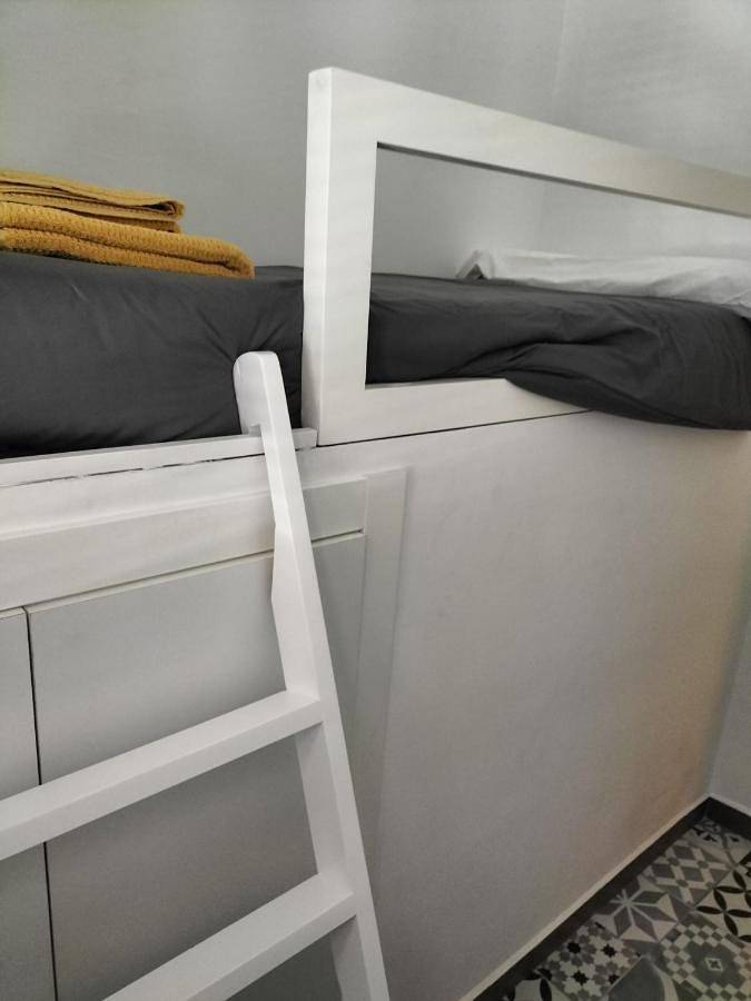 Apartamento entero, Two-Bedroom House in Constantina, Sierra Morena