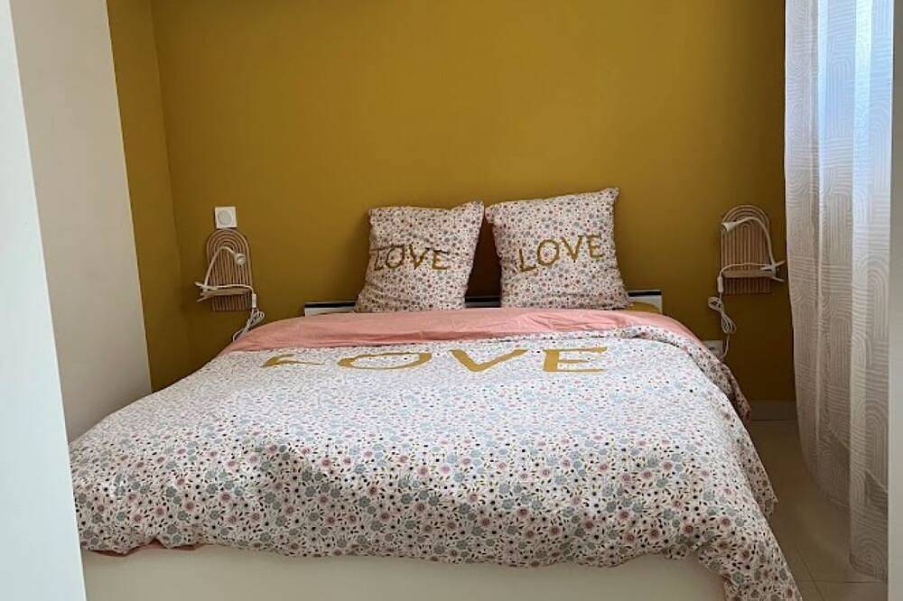 Appartement entier, Gîte en Provence avec piscine privée dans un parc 1000m2 pour famille/amis in Pernes-les-Fontaines, Vaucluse