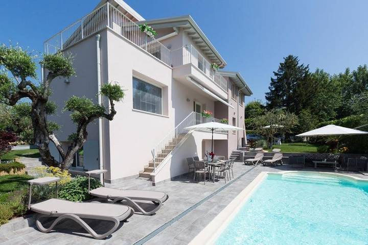Villa für 10 Personen am Gardasee