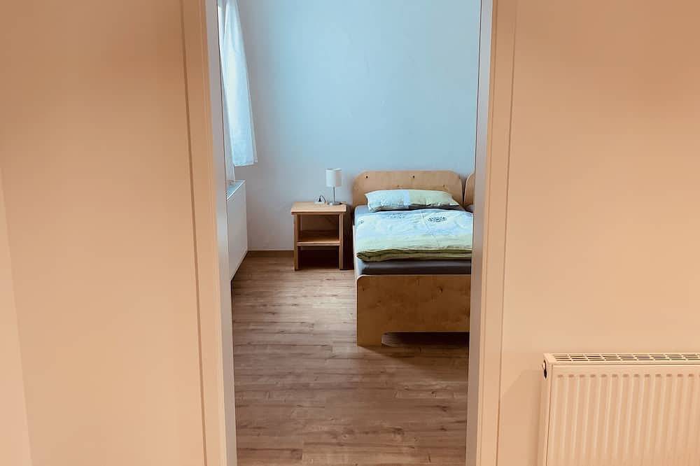 Ganze Wohnung, Ferienwohnung Bad Camberg - Apartment - 3 Hölzer in Bad Camberg, Landkreis Limburg-Weilburg